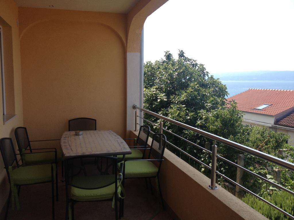 Apartments Max&Leon Podstrana Quarto foto