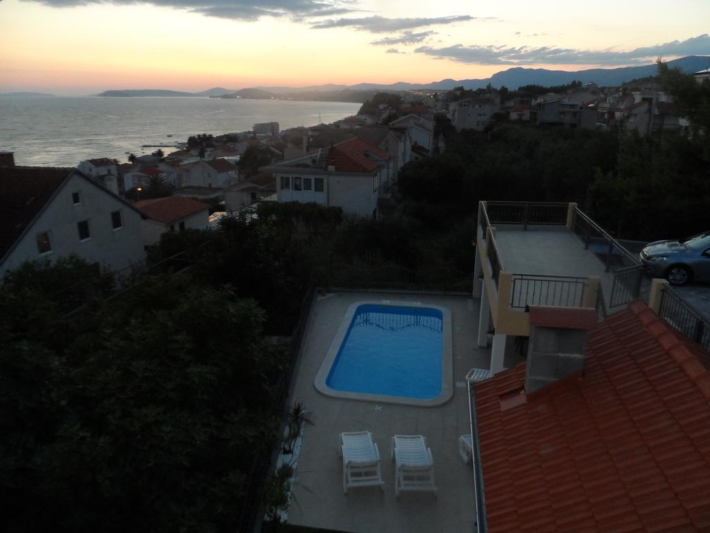 Apartments Max&Leon Podstrana Quarto foto