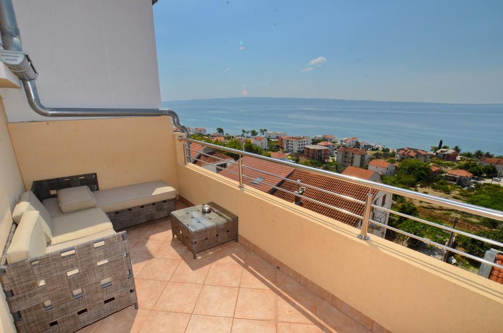 Apartments Max&Leon Podstrana Quarto foto