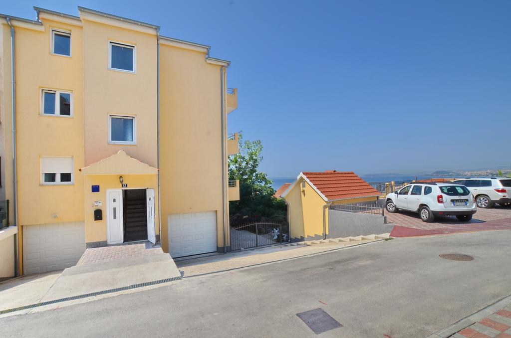 Apartments Max&Leon Podstrana Quarto foto